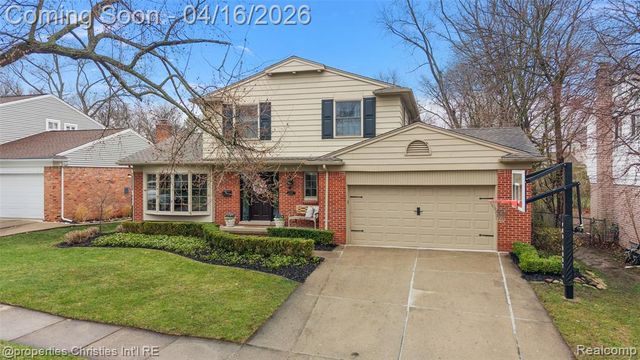 1628 Old Salem, Plymouth, MI 48170