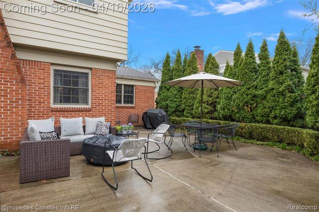 1628 Old Salem, Plymouth, MI 48170