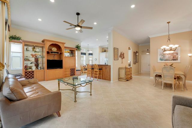 6554 Pavone Street, Lake Worth, FL 33467