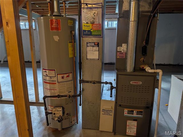 57 Green Park Lane, O'fallon, MO 63366