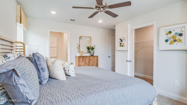 125 Harper Grove Circle, Ocean Springs, MS 39564