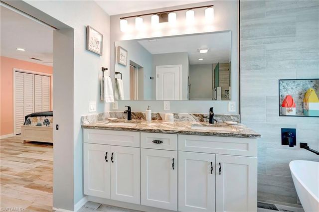 27297 Buccaneer DR, Bonita Springs, FL 34135