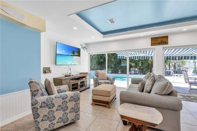 27297 Buccaneer DR, Bonita Springs, FL 34135