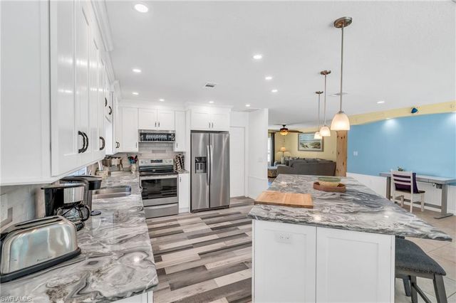 27297 Buccaneer DR, Bonita Springs, FL 34135