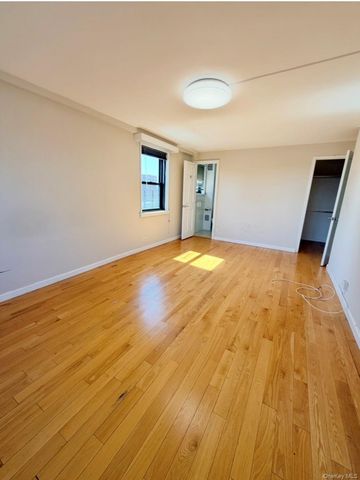 109-33 71st Road 9D, Forest Hills, NY 11375