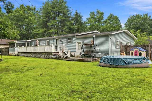 27 Delaware Drive, Sparrowbush, NY 12780