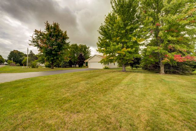 11222 Blackman Road, Kingsley, MI 49649