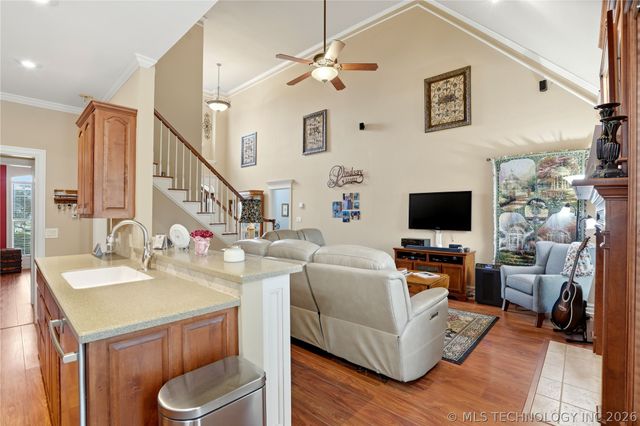 1308 Carter Avenue, Wagoner, OK 74467