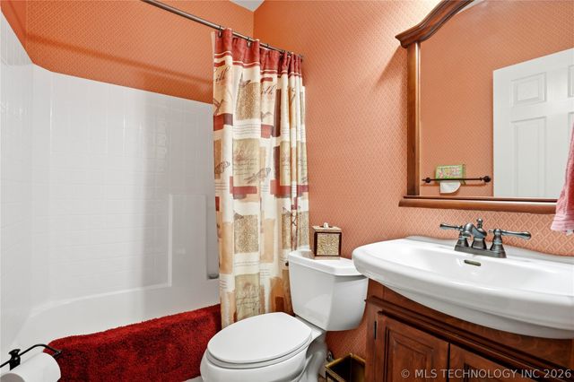 1308 Carter Avenue, Wagoner, OK 74467