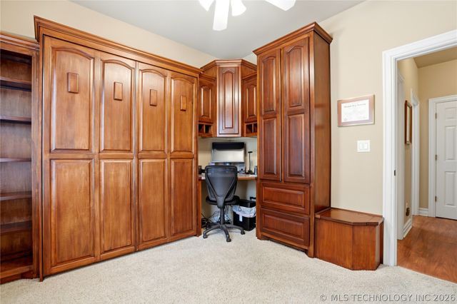 1308 Carter Avenue, Wagoner, OK 74467