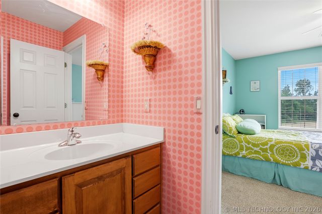 1308 Carter Avenue, Wagoner, OK 74467