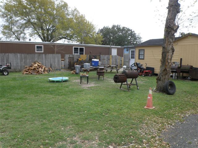 724 Vera Cruz Drive, Rosenberg, TX 77471