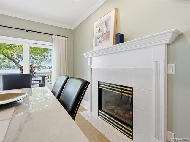 12224 Mantawauka Drive, Fenton, MI 48430