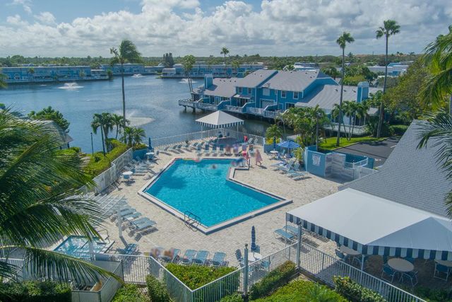 1221 Ocean Dunes Circle, Jupiter, FL 33477