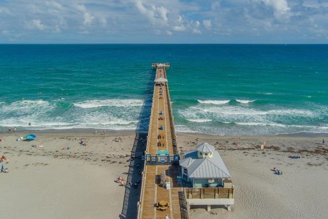 1221 Ocean Dunes Circle, Jupiter, FL 33477