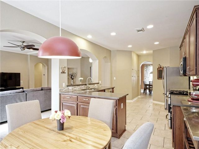 13509 Campesina DR, Austin, TX 78727