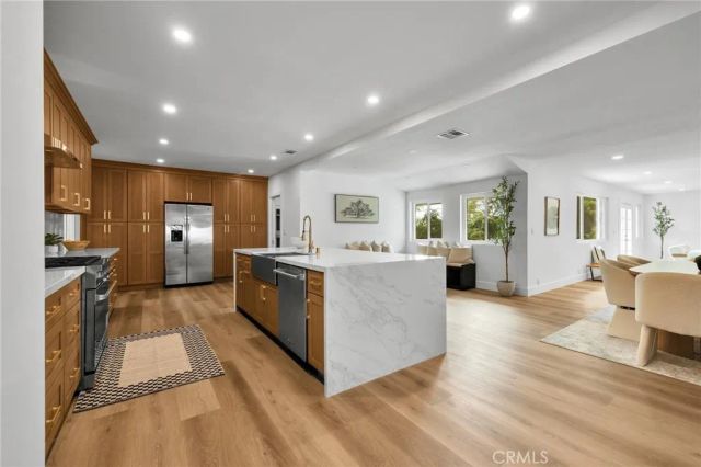 8459 La Vela, Whittier, CA 90605