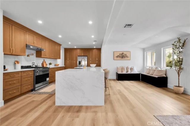 8459 La Vela, Whittier, CA 90605