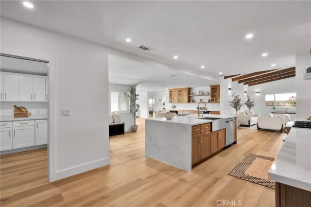 8459 La Vela, Whittier, CA 90605