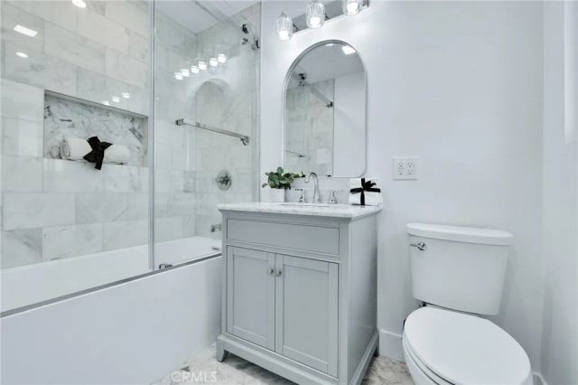 8459 La Vela, Whittier, CA 90605