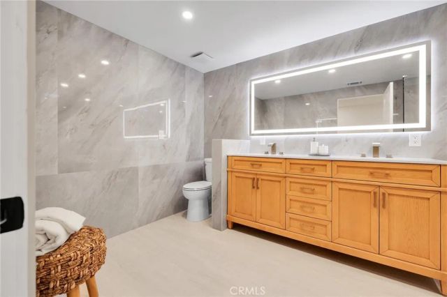 8459 La Vela, Whittier, CA 90605