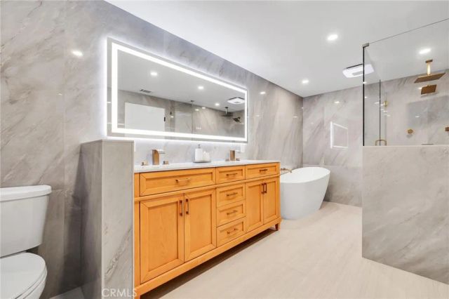 8459 La Vela, Whittier, CA 90605