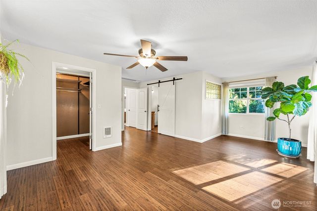 3135 39th Way NE, Olympia, WA 98506