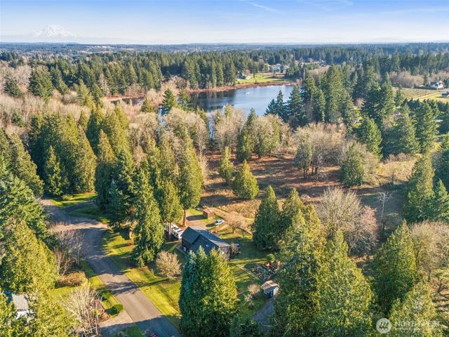 3135 39th Way NE, Olympia, WA 98506