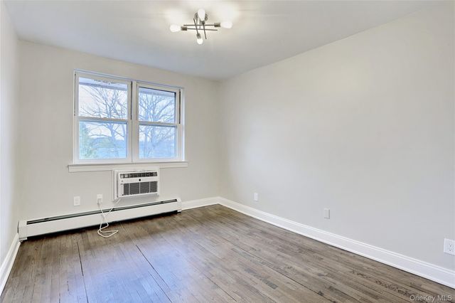 220 Kearsing Parkway G, Monsey, NY 10952