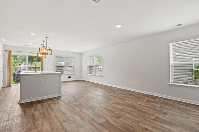 111 Cozy Nest Way, Summerville, SC 29483