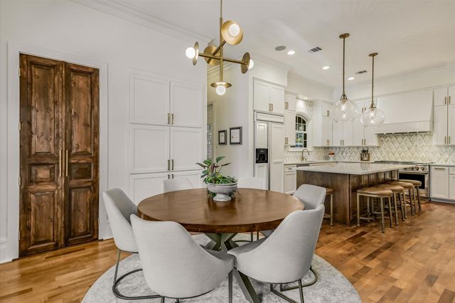 1213 Havre Lafitte DR, Austin, TX 78746