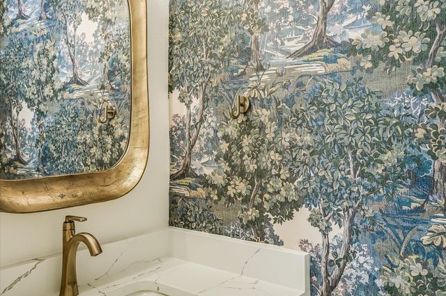 1213 Havre Lafitte DR, Austin, TX 78746