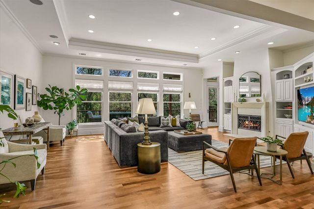 1213 Havre Lafitte DR, Austin, TX 78746