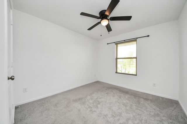 1607 Red Oak Drive, Rosenberg, TX 77471