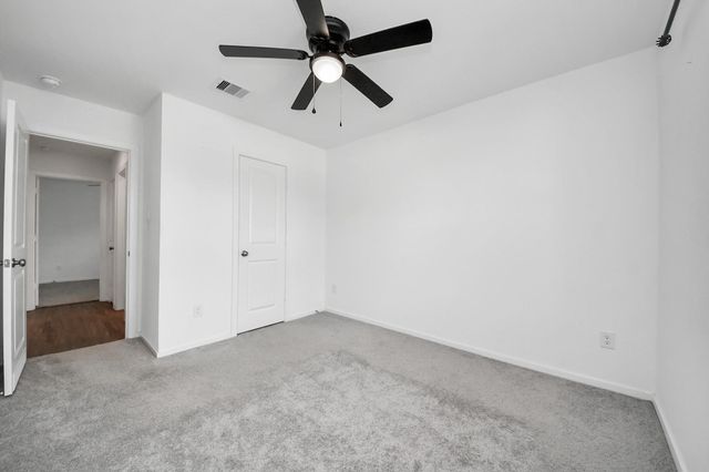 1607 Red Oak Drive, Rosenberg, TX 77471
