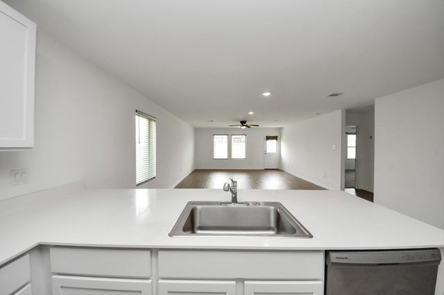 1607 Red Oak Drive, Rosenberg, TX 77471