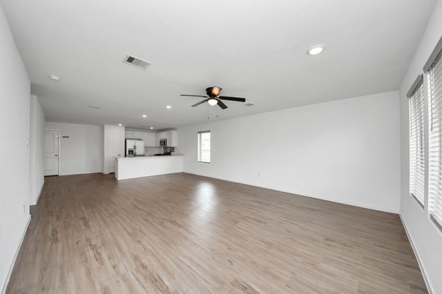 1607 Red Oak Drive, Rosenberg, TX 77471