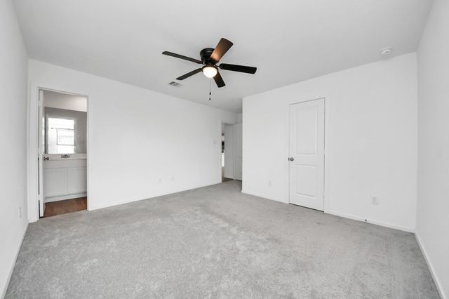 1607 Red Oak Drive, Rosenberg, TX 77471
