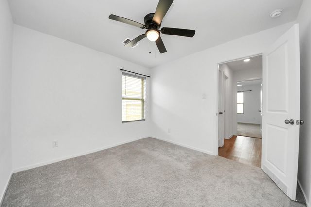 1607 Red Oak Drive, Rosenberg, TX 77471