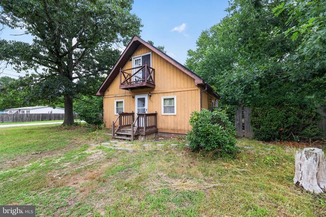 7805 RAYMOND DR, Millville, NJ 08332