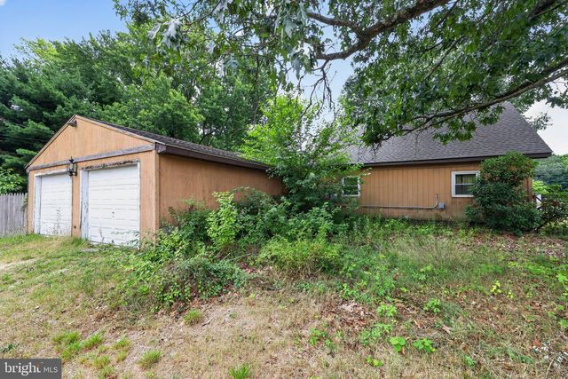 7805 RAYMOND DR, Millville, NJ 08332