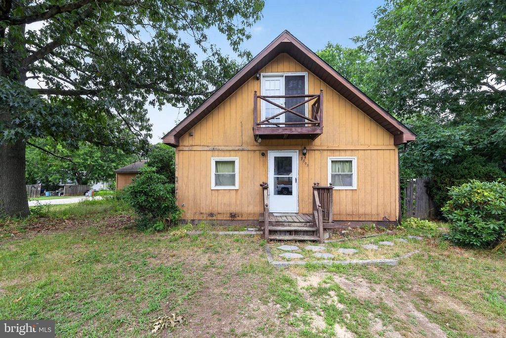 7805 RAYMOND DR, Millville, NJ 08332