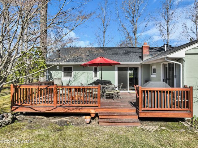 66 Pemberton Avenue, Oceanport, NJ 07757