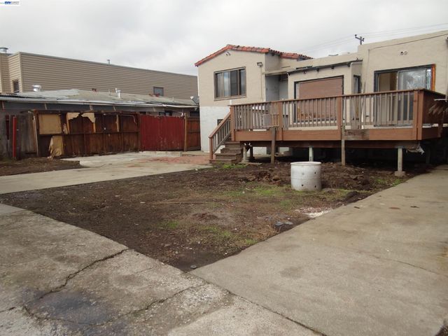 596 Walnut St, San Bruno, CA 94066