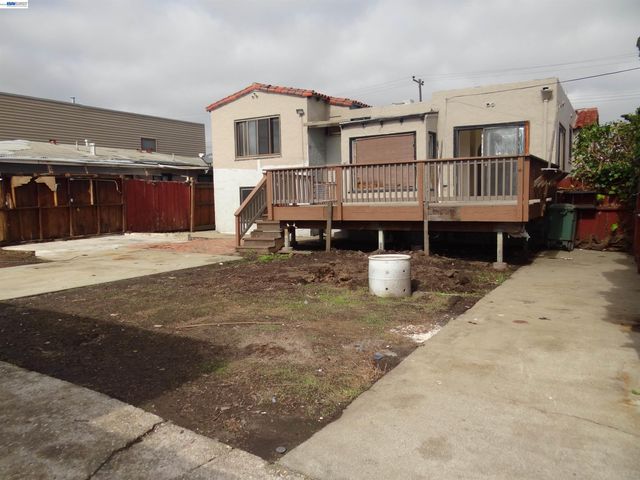 596 Walnut St, San Bruno, CA 94066