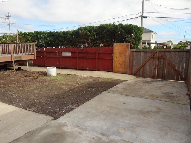 596 Walnut St, San Bruno, CA 94066