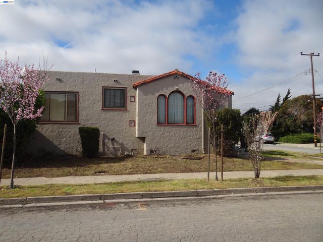 596 Walnut St, San Bruno, CA 94066