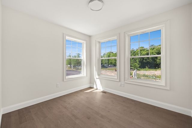 3 Jasmine Way, Bridgewater, MA 02324