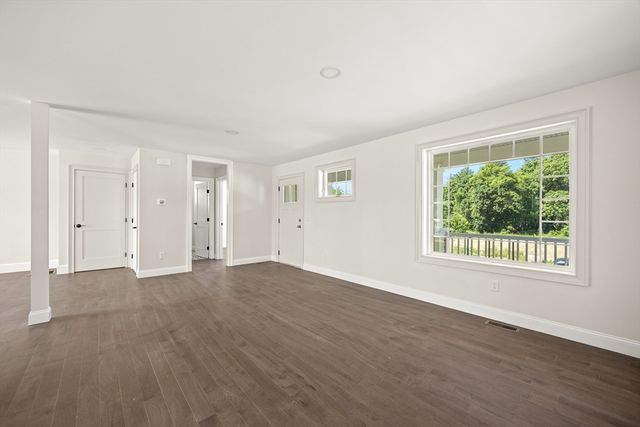 3 Jasmine Way, Bridgewater, MA 02324