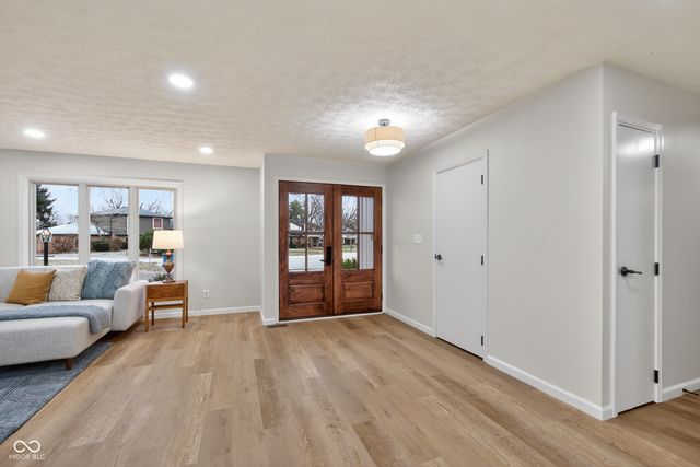 4734 Buckingham Court, Carmel, IN 46033